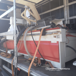 Schönwalde-Glien nach Wiesbaden - amerikanischer Schulbus