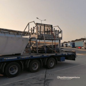 Außentreppe auf LKW