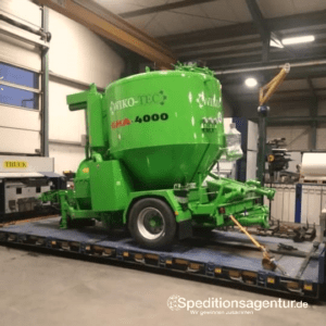 Schönwalde-Glien nach Wiesbaden - amerikanischer Schulbus