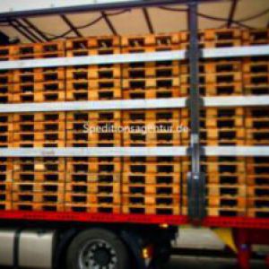 Schönwalde-Glien nach Wiesbaden - amerikanischer Schulbus