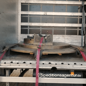 Schönwalde-Glien nach Wiesbaden - amerikanischer Schulbus