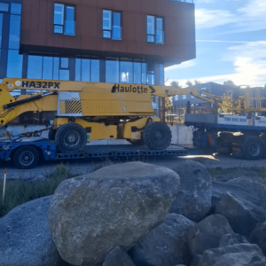 Schönwalde-Glien nach Wiesbaden - amerikanischer Schulbus