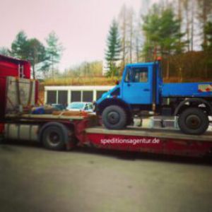 Schönwalde-Glien nach Wiesbaden - amerikanischer Schulbus