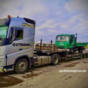 Schönwalde-Glien nach Wiesbaden - amerikanischer Schulbus