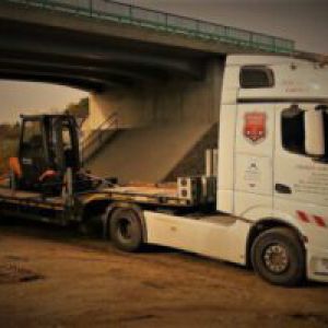 Schönwalde-Glien nach Wiesbaden - amerikanischer Schulbus