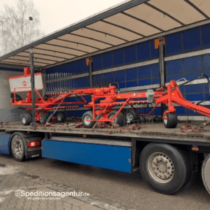 Schönwalde-Glien nach Wiesbaden - amerikanischer Schulbus