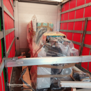 Schönwalde-Glien nach Wiesbaden - amerikanischer Schulbus