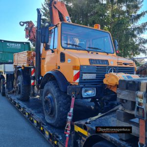 Schönwalde-Glien nach Wiesbaden - amerikanischer Schulbus