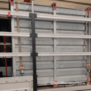 Österreich - Neustadt - Materialcontainer