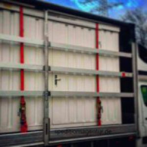 Schönwalde-Glien nach Wiesbaden - amerikanischer Schulbus