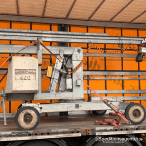 Lissmax Minikran auf LKW