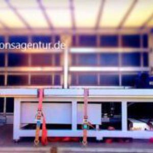 Schönwalde-Glien nach Wiesbaden - amerikanischer Schulbus