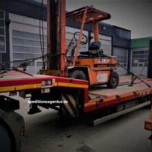 Schönwalde-Glien nach Wiesbaden - amerikanischer Schulbus