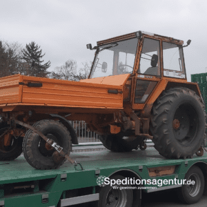 Schönwalde-Glien nach Wiesbaden - amerikanischer Schulbus