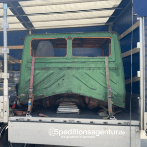 Schönwalde-Glien nach Wiesbaden - amerikanischer Schulbus