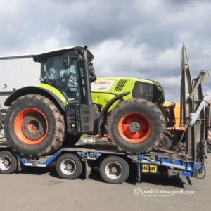 Landmaschinen Transport
