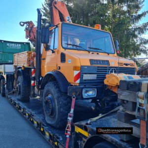 Schönwalde-Glien nach Wiesbaden - amerikanischer Schulbus