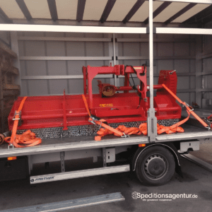 Schönwalde-Glien nach Wiesbaden - amerikanischer Schulbus