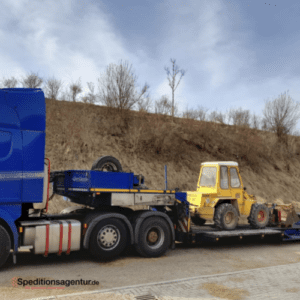 Schönwalde-Glien nach Wiesbaden - amerikanischer Schulbus