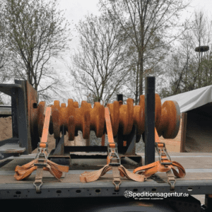 Schönwalde-Glien nach Wiesbaden - amerikanischer Schulbus